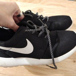 Women's Black Nike's